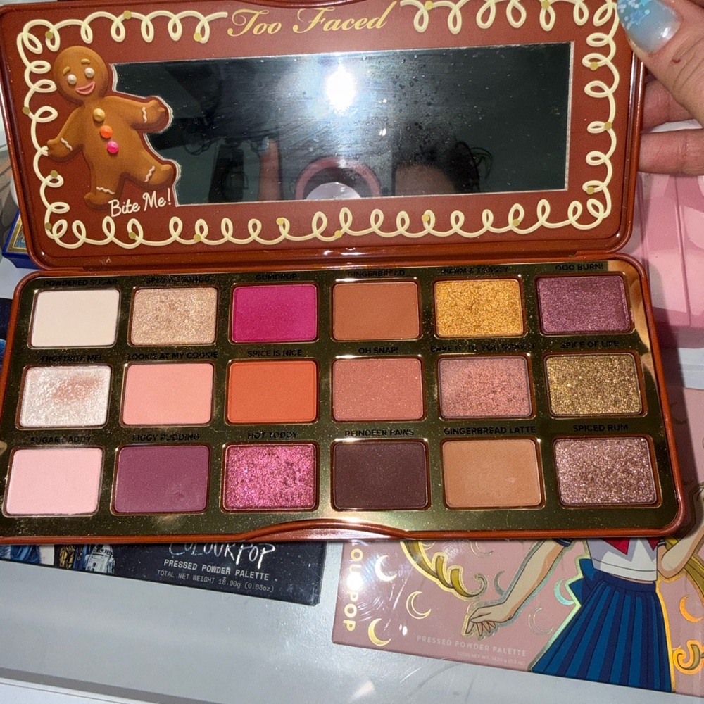 Too Faced Gingerbread Spice Palette - Picture 3 of 4